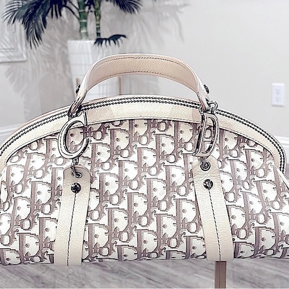 Dior Designer Doiressimo Canvas and Leather Bag - Picture 2 of 7